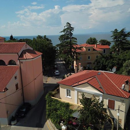 Apartments Villa Sandi Izola Exteriör bild