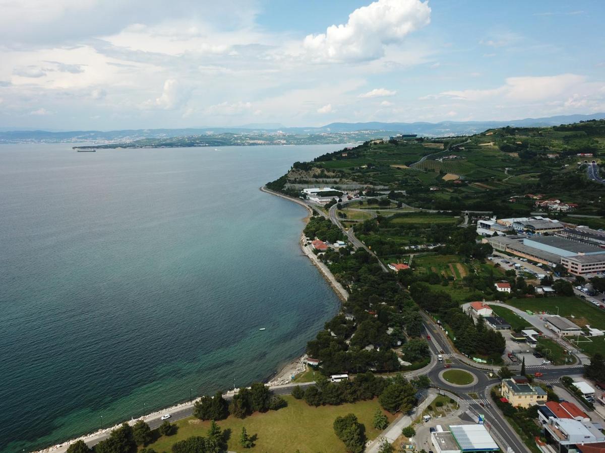 Apartments Villa Sandi Izola Exteriör bild